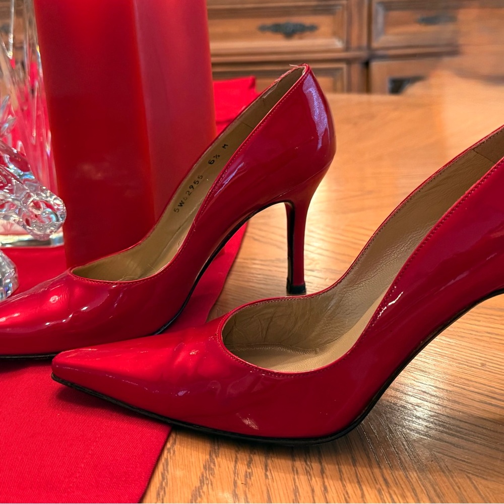 Stuart Weizmann stunning Vintage red patent, pencil high heels.